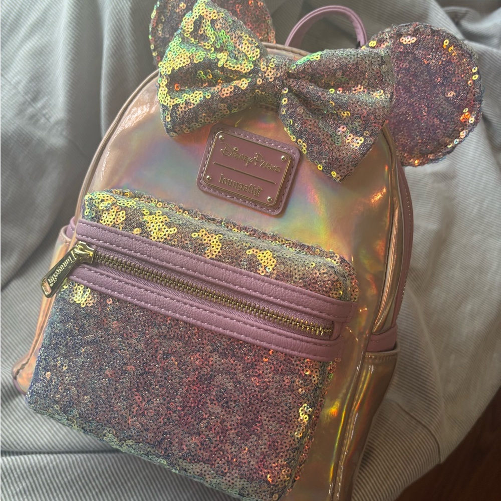 ✨ NWT [Disney Parks + Loungefly] 50th Anniversary EARidescent bag - Picture 2 of 5